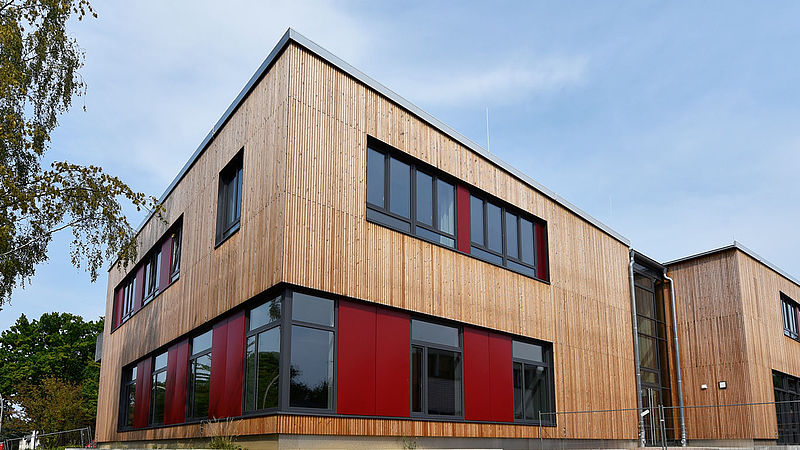 Neubau der Schule Rönneburg mit neuen Kunststofffenstern